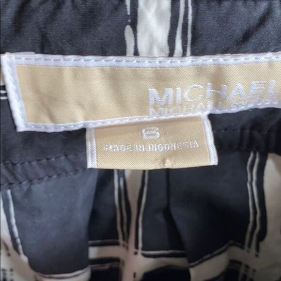 MICHAEL Michael Kors Size 6 Black & White Windowpane Pleated Skirt Size Small - Picture 3 of 7